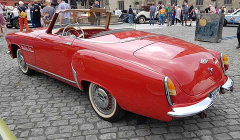 Zaboravljeni ljepotan koji je još 1958. godine oduševio na salonu automobila u New Yorku i ponio laskavu titulu »najljepšeg evropskog putničkog automobila«, fotografija 3