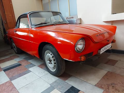 Zaboravljeni ljepotan koji je još 1958. godine oduševio na salonu automobila u New Yorku i ponio laskavu titulu »najljepšeg evropskog putničkog automobila«, fotografija 1